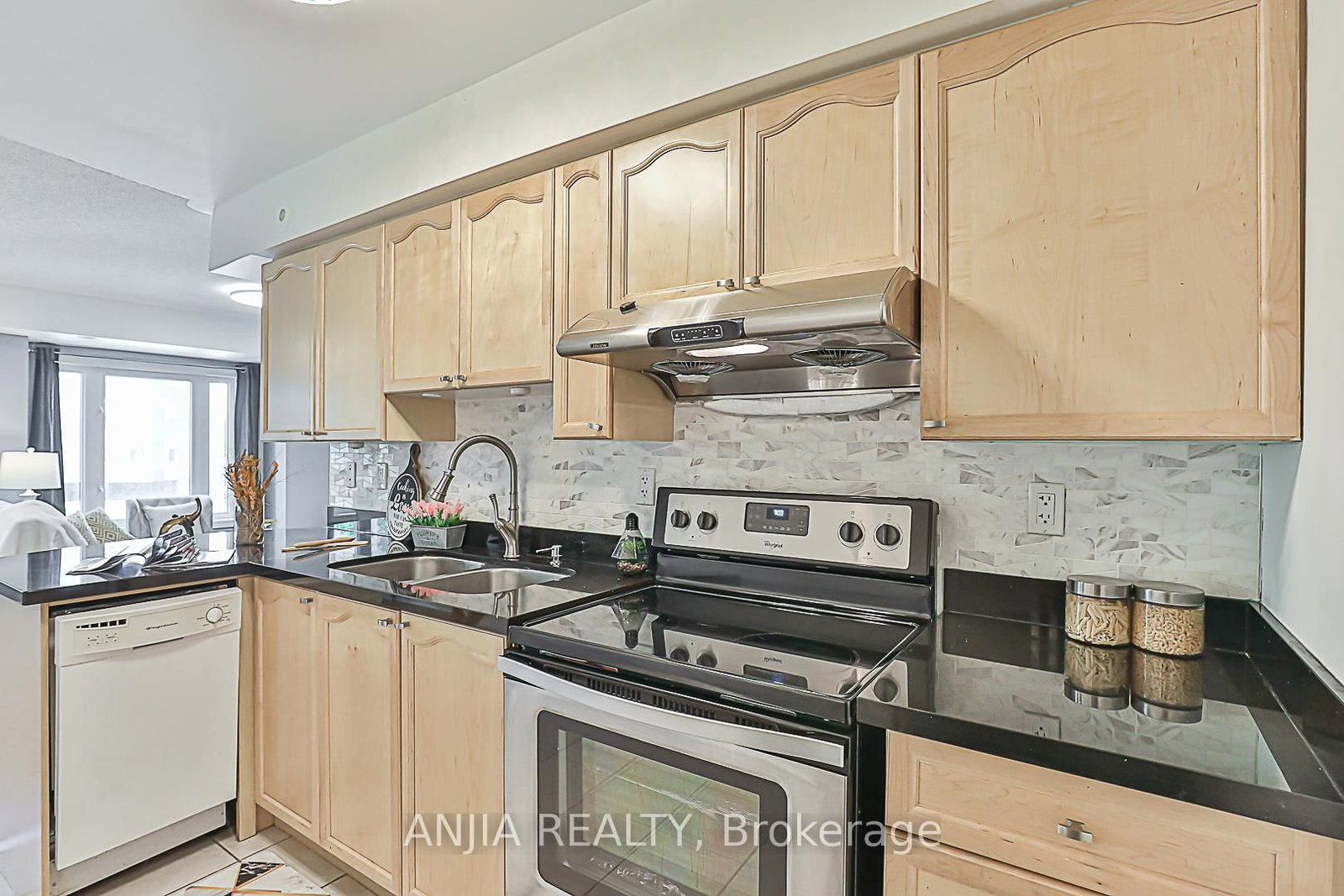 316 John Street, Unit 253 - Photo 9