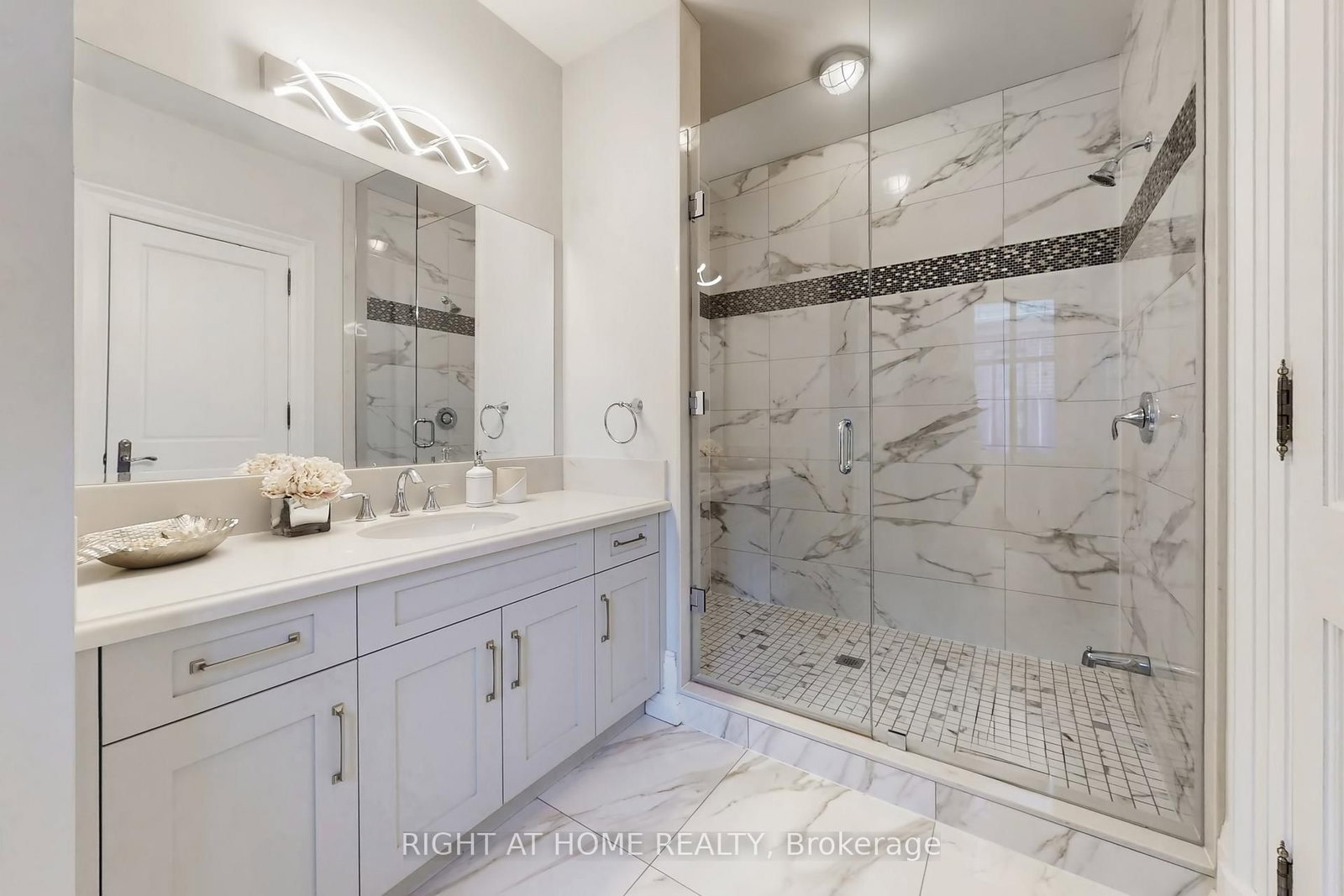 15 Davina Circle - Photo 33