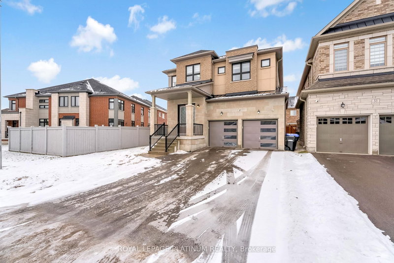 49 Westlake Cres, Bradford West Gwillimbury, L3Z 4K4 | Image 2