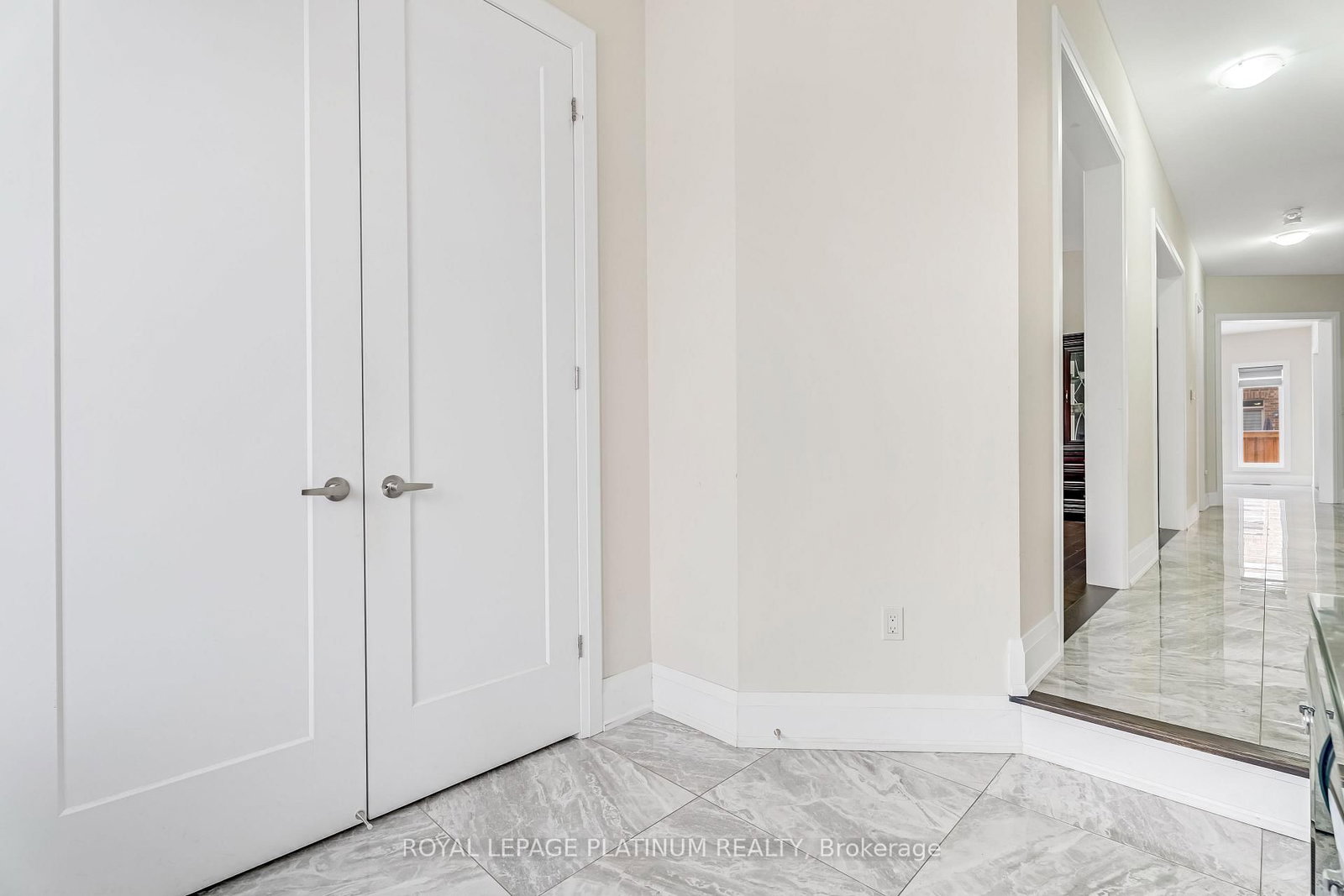 49 Westlake Crescent - Photo 4