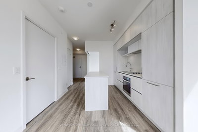 1130 - 2 David Eyer Rd | Richmond Hill | Image