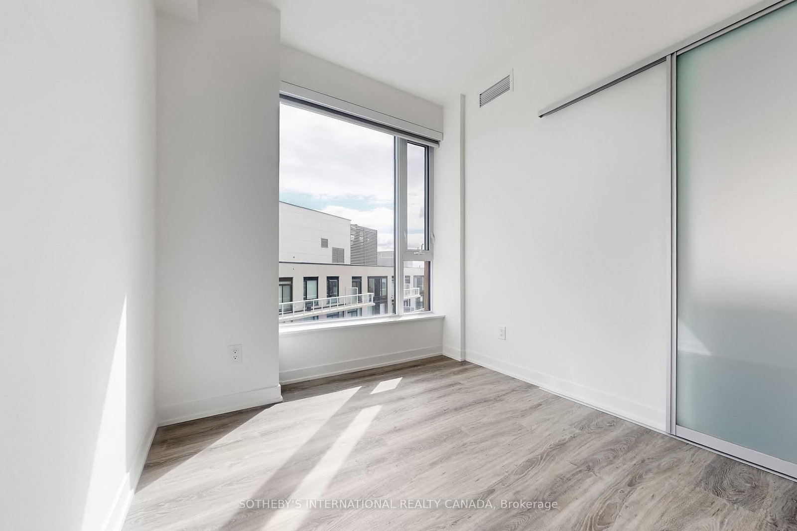 2 David Eyer Road, Unit 1130 - Photo 19