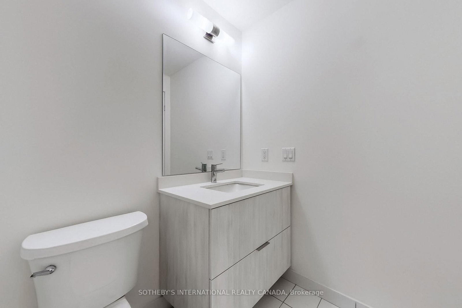 2 David Eyer Road, Unit 1130 - Photo 25