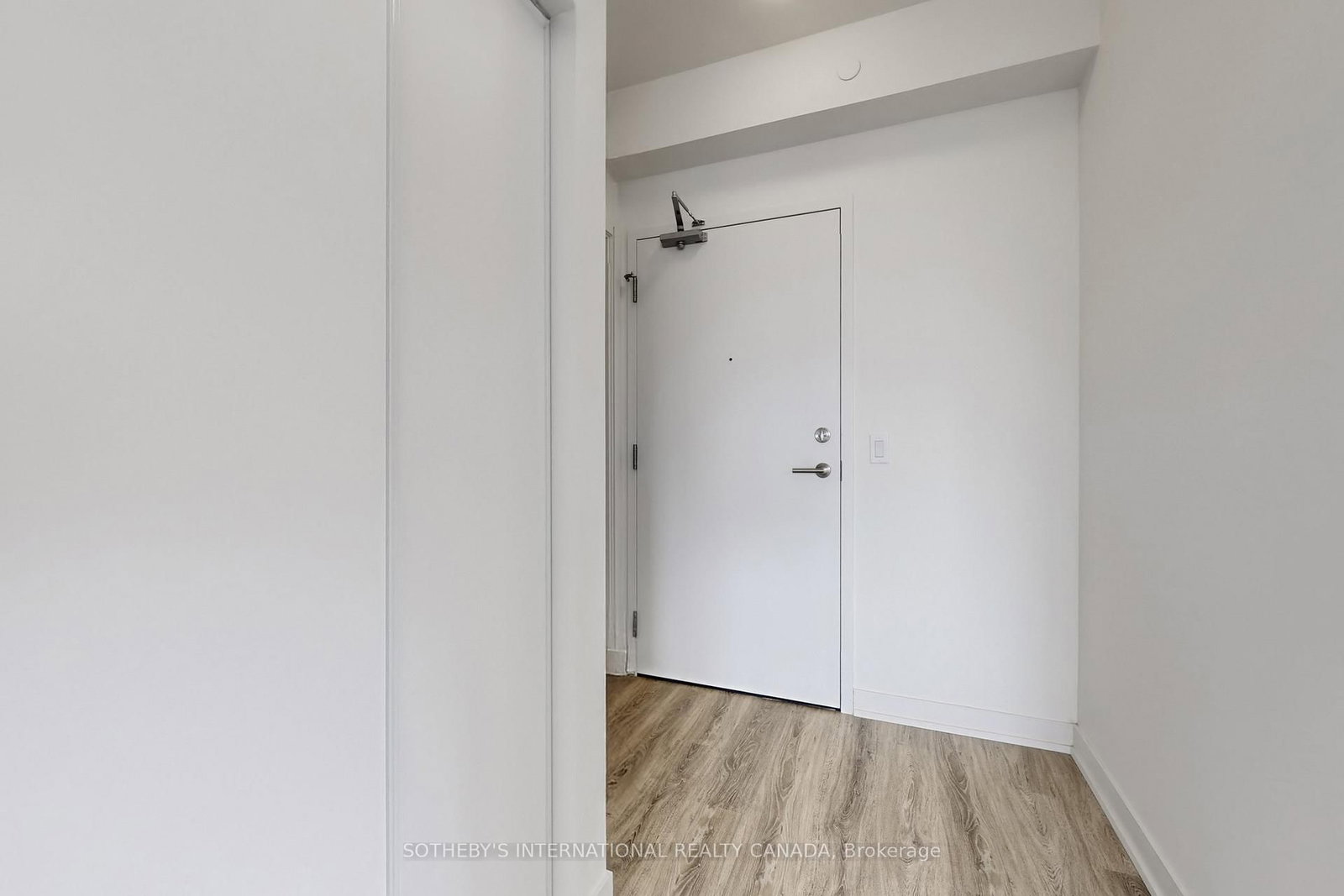 2 David Eyer Road, Unit 1130 - Photo 28