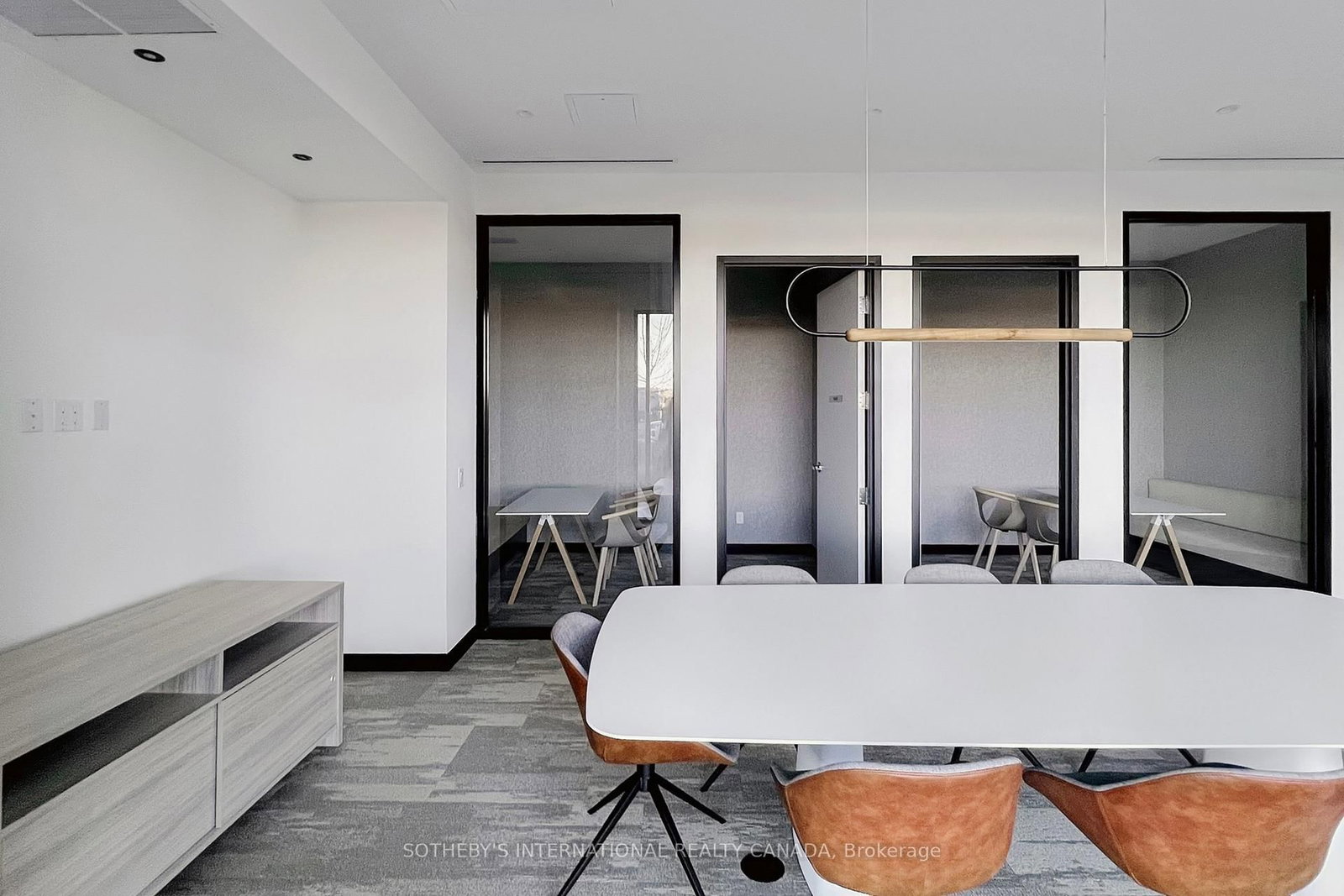 2 David Eyer Road, Unit 1130 - Photo 36