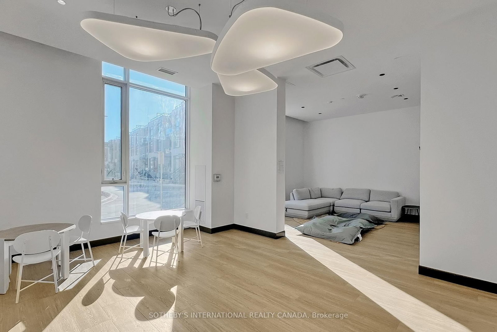 2 David Eyer Road, Unit 1130 - Photo 40