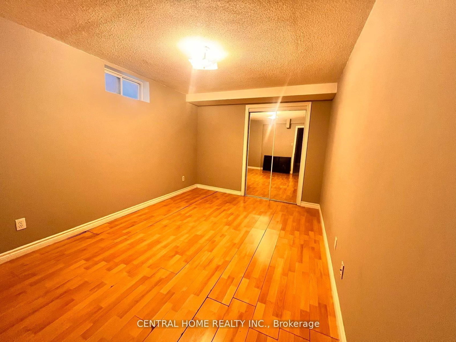 46 Clifton Court, Unit Bsmt - Photo 10