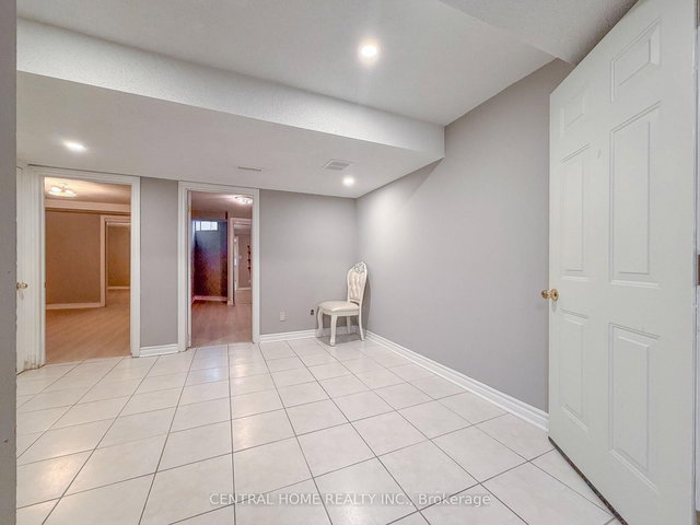 Bsmt - 46 Clifton Court