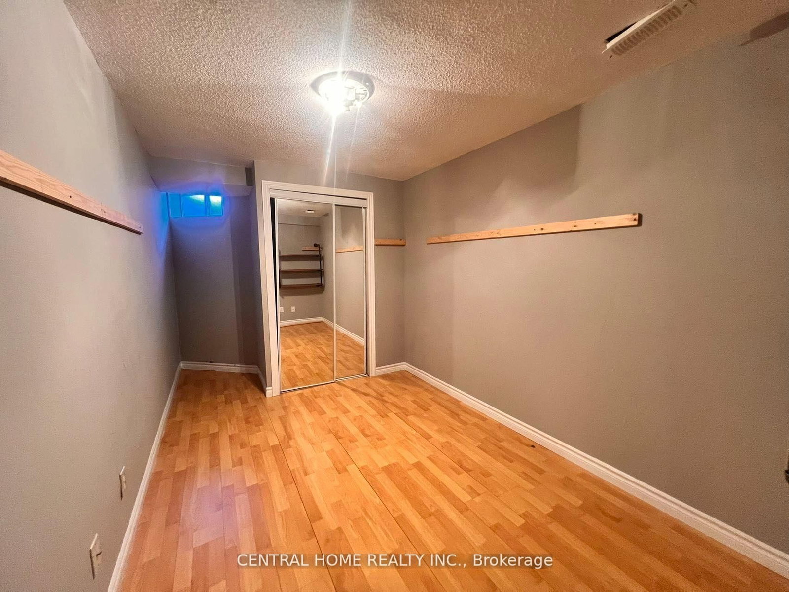 46 Clifton Court, Unit Bsmt - Photo 7