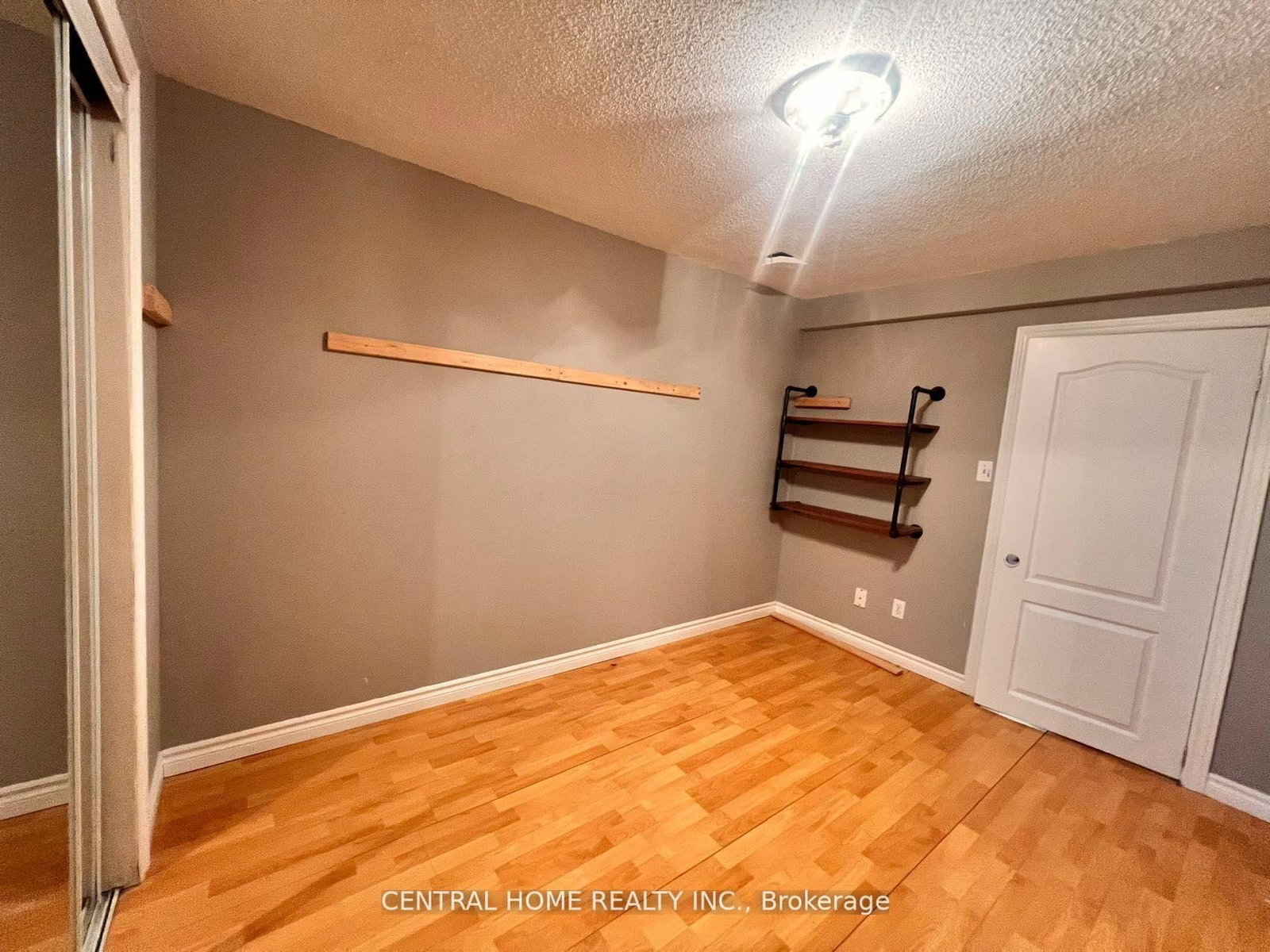 46 Clifton Court, Unit Bsmt - Photo 9