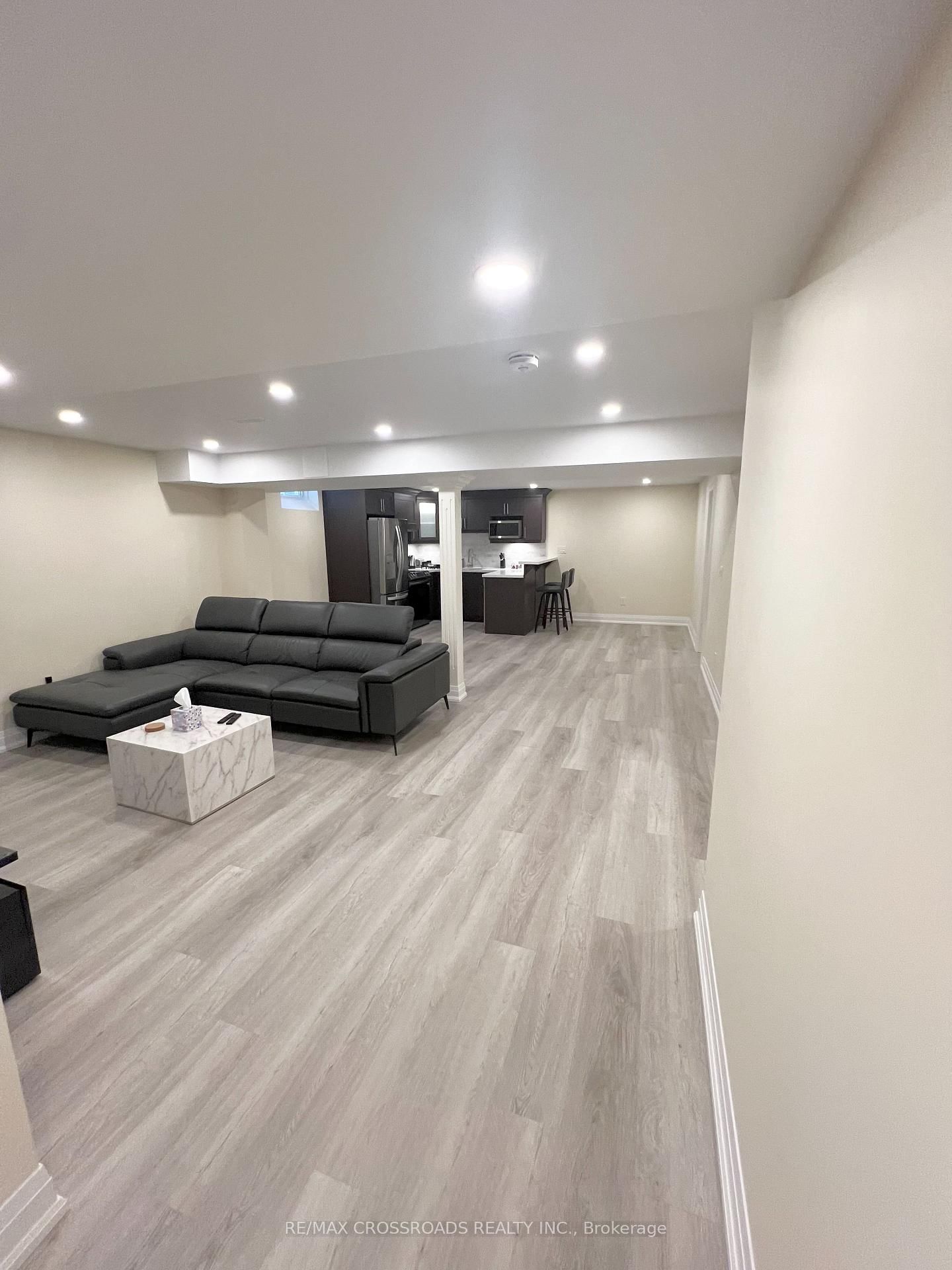 126 Eastvale Drive, Unit Basement - Photo 11