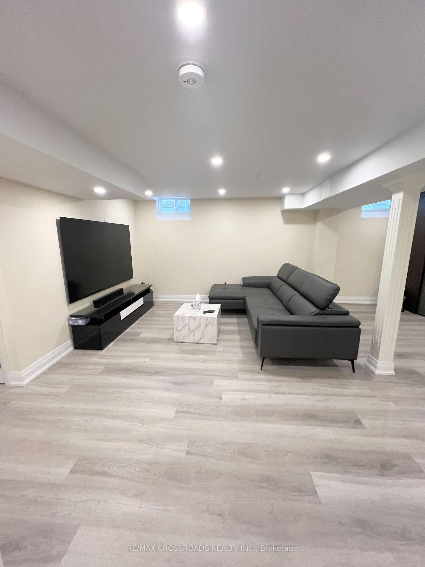 126 Eastvale Drive, Unit Basement - Photo 8