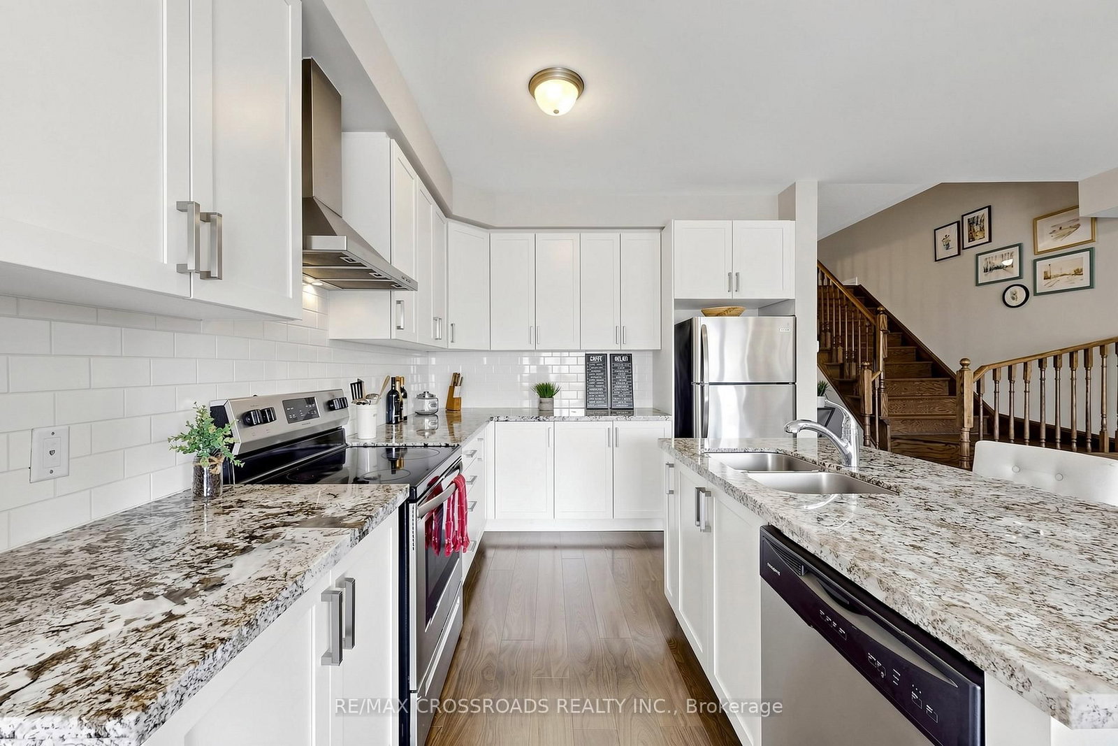 6 Angela Street - Photo 11