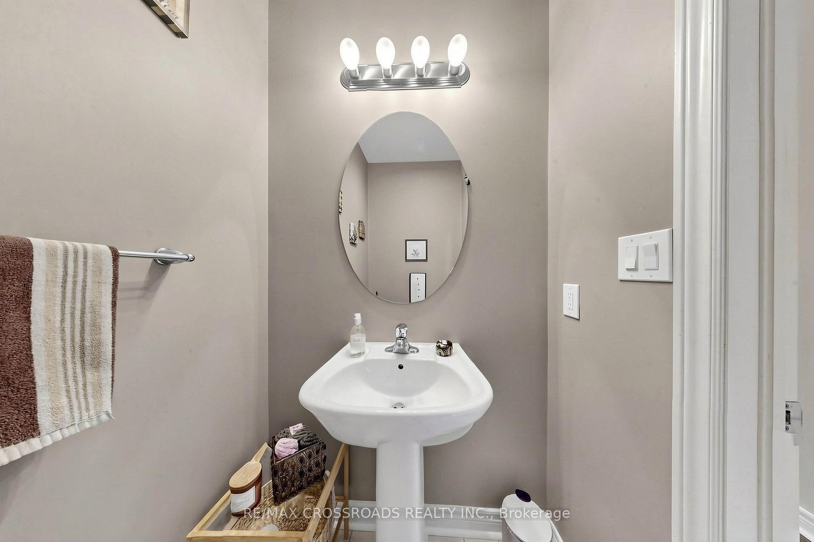 6 Angela Street - Photo 15