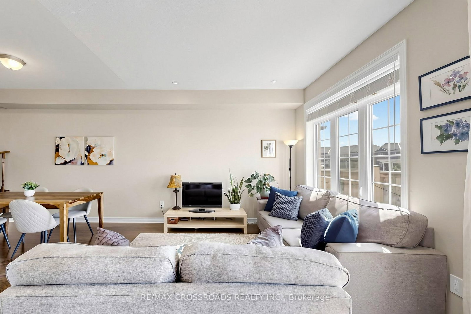 6 Angela Street - Photo 5