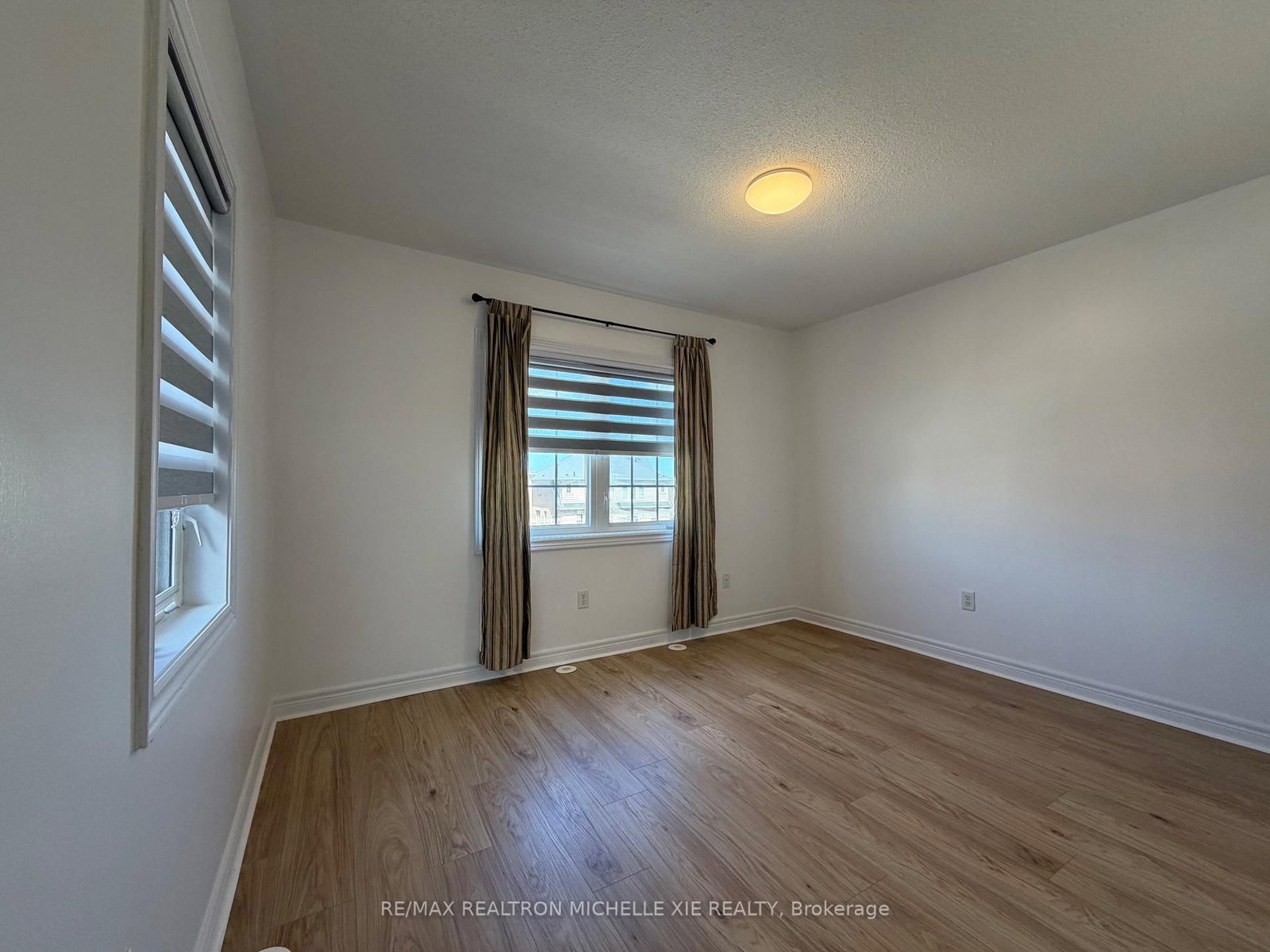 2452 Bur Oak Avenue - Photo 11