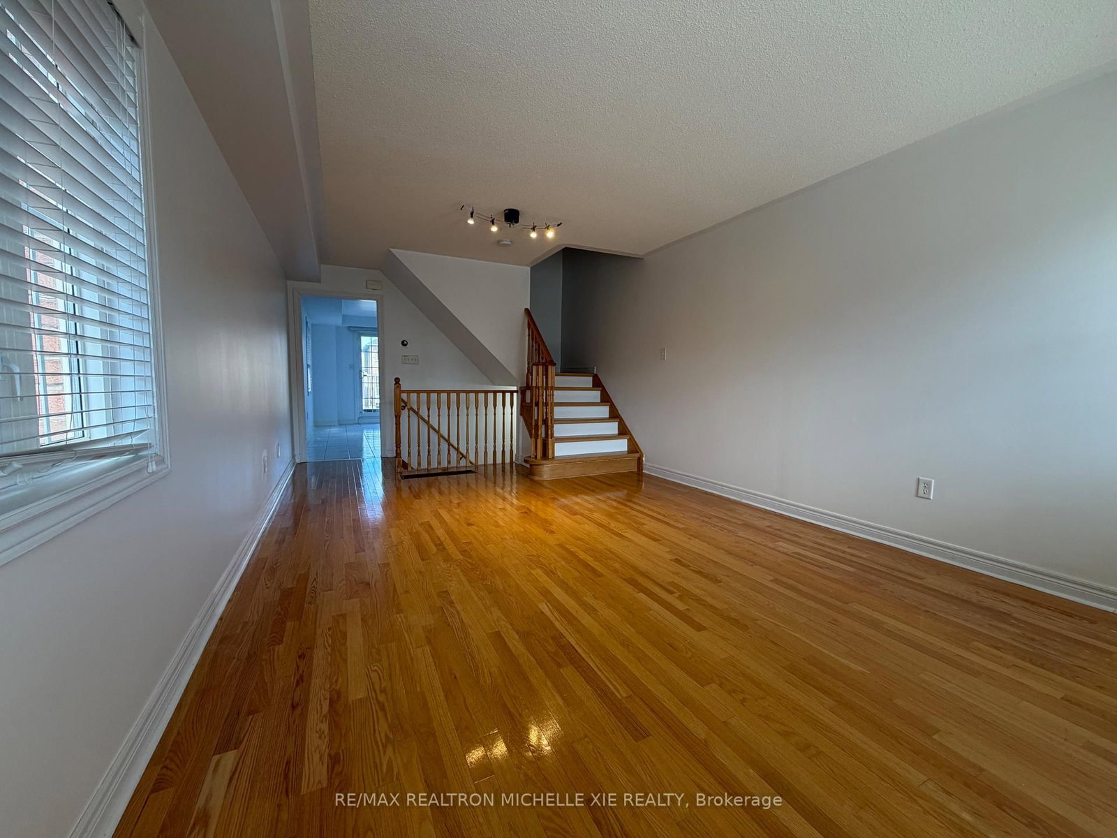 2452 Bur Oak Avenue - Photo 23