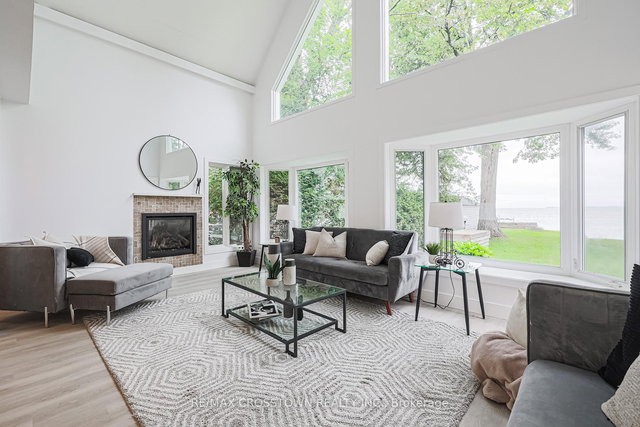 128 Moores Beach Road