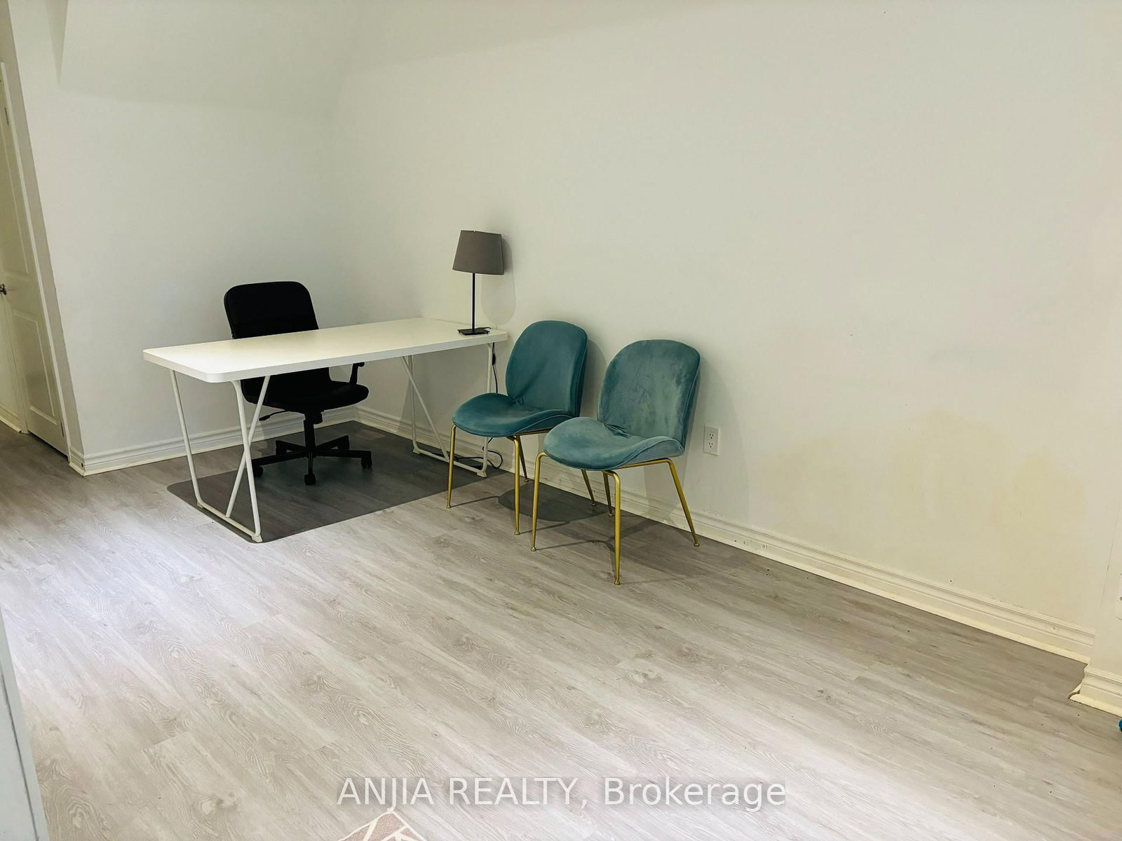 74 Church Street S, Unit bsmt - Photo 3