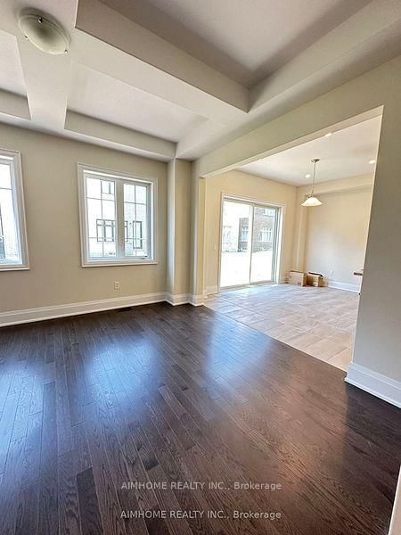 14 CINQUEFOIL Street, Unit 3 - Photo 7