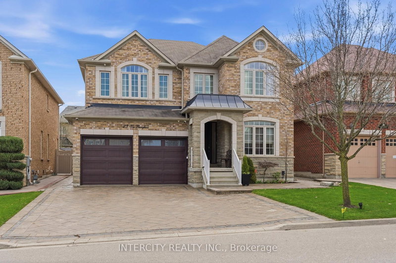 23 Via Borghese St, Vaughan, L4H 0Y6 | Image 2