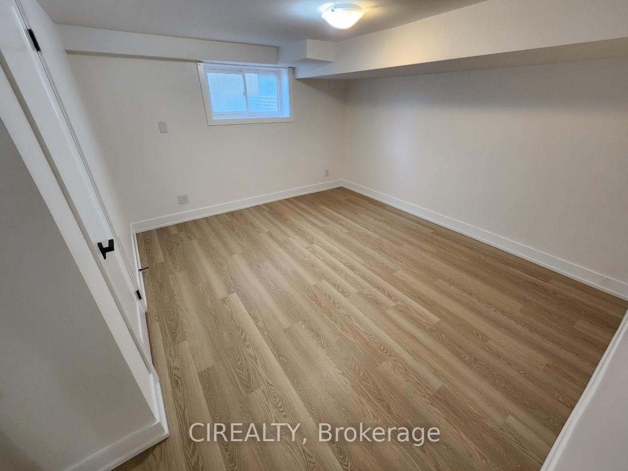 31 Bailey Crescent, Unit Lower - Photo 13