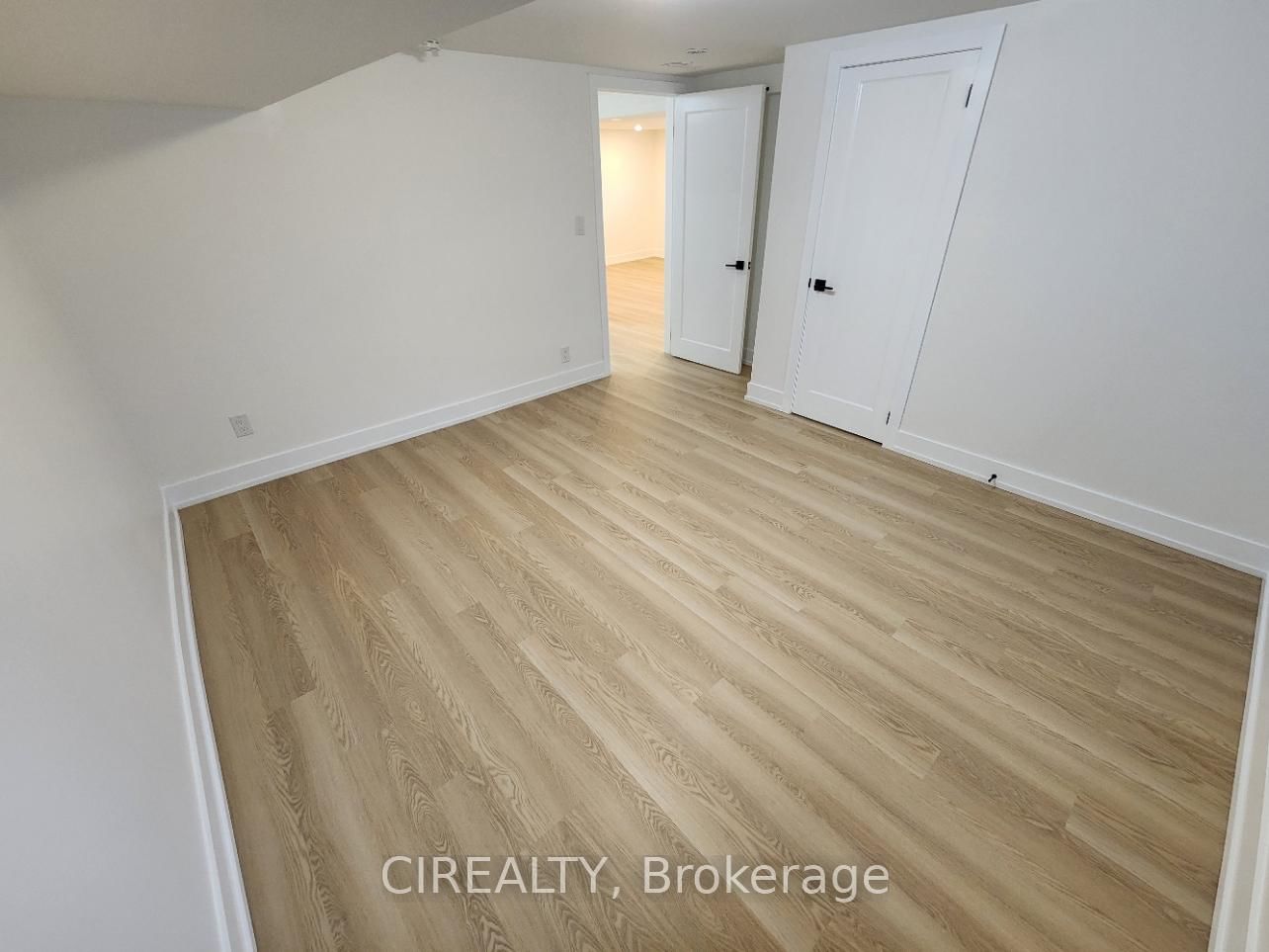 31 Bailey Crescent, Unit Lower - Photo 15