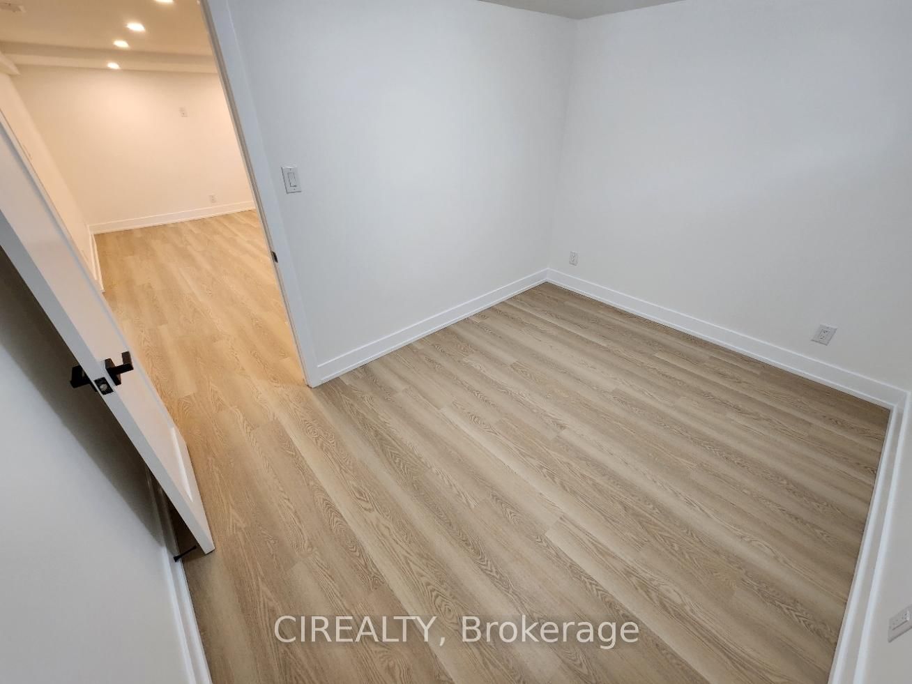 31 Bailey Crescent, Unit Lower - Photo 19