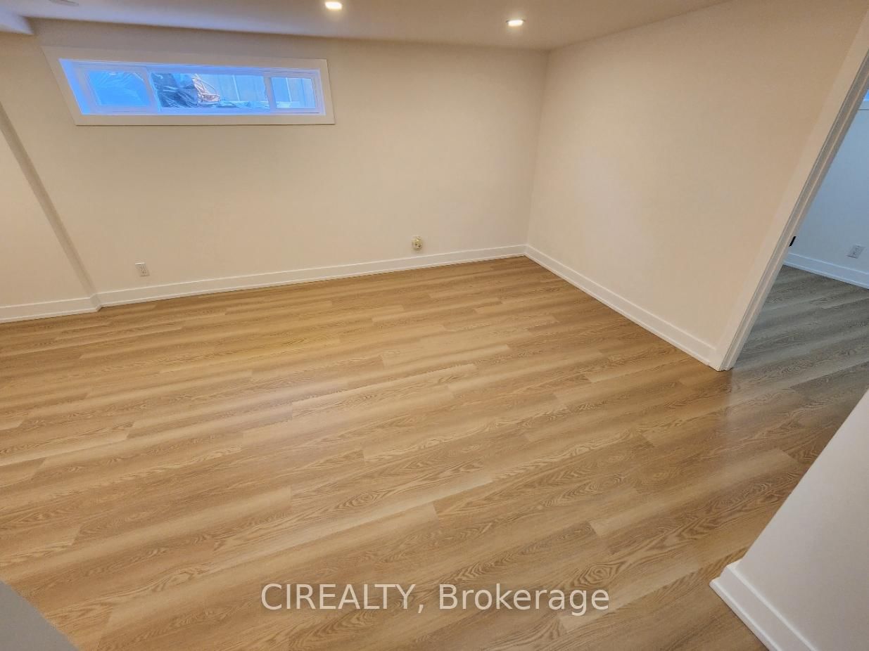 31 Bailey Crescent, Unit Lower - Photo 6