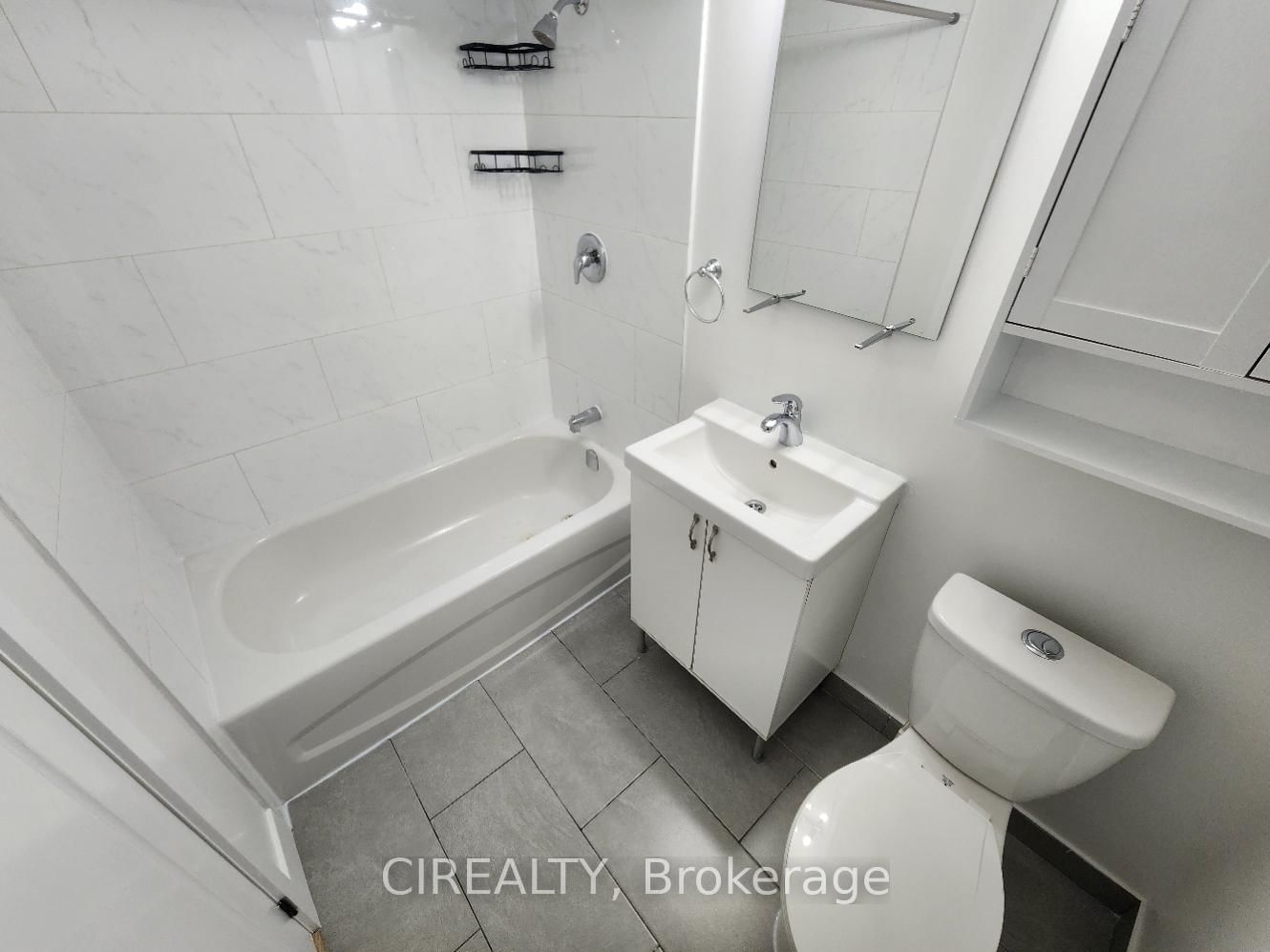 31 Bailey Crescent, Unit Lower - Photo 8
