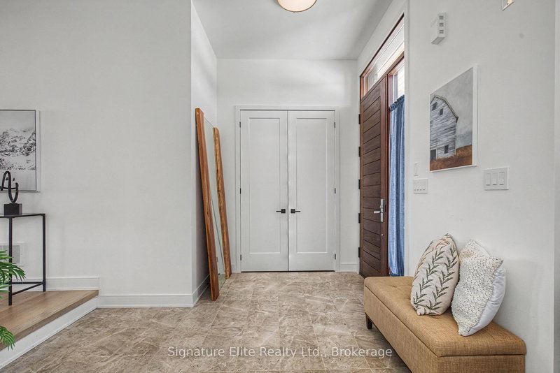 42 Limerick St, Richmond Hill, L4E 3W9 | Image 2