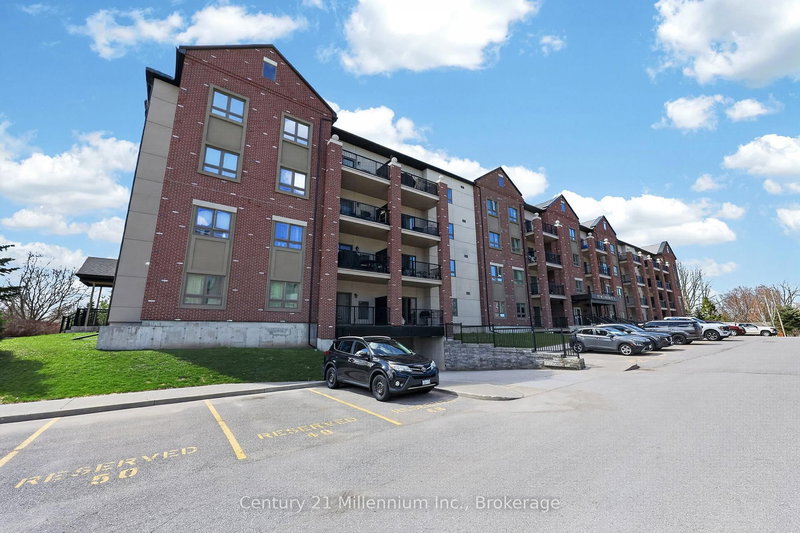 109 - 157 Wellington St E, New Tecumseth, L9R 0R7 | Image 3