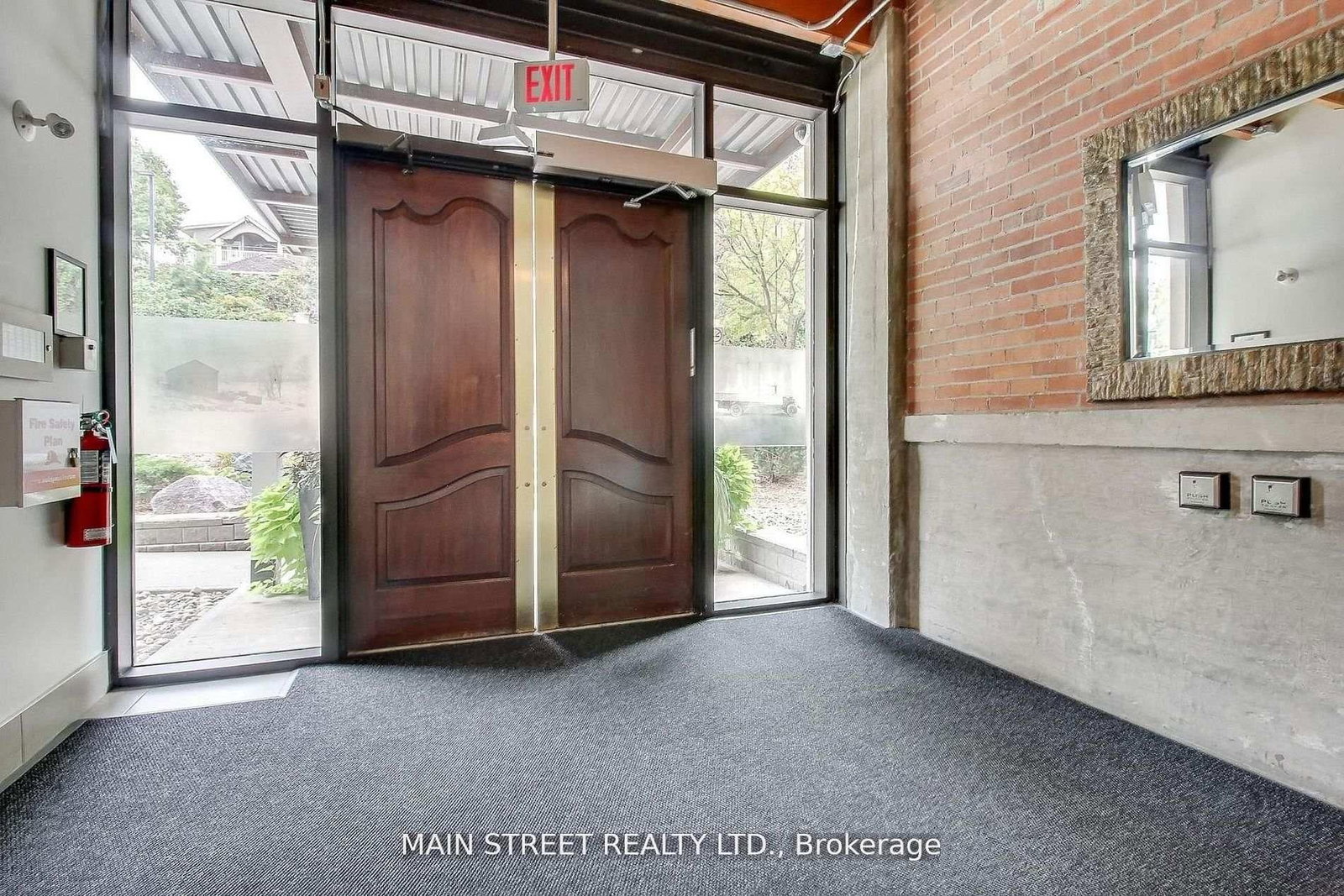 543 Timothy Street W, Unit 310 - Photo 4