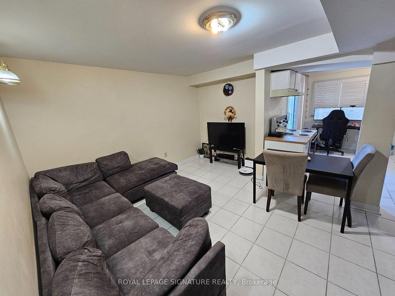 Lower  Level - 20 Colleen St, Vaughan, L4J 5H1 | Image 3