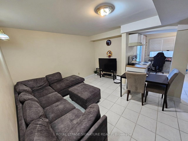 Lower  Level - 20 Colleen Street