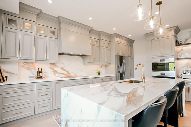 54 Vitlor Dr, Richmond Hill, Ontario