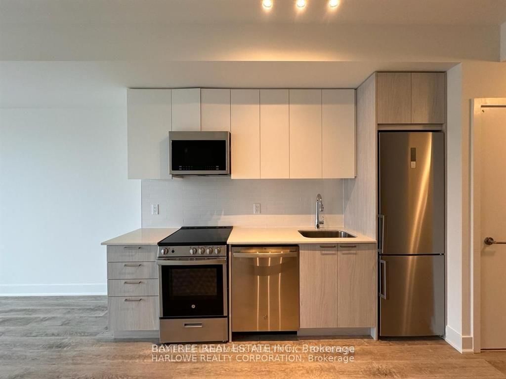 185 Deerfield Road, Unit 901 - Photo 2