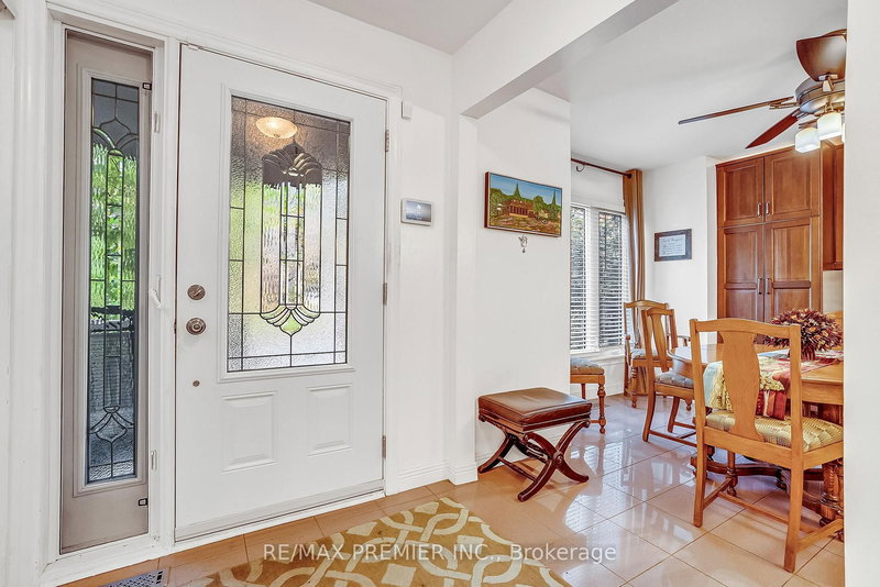 31 James St, Vaughan, L4L 1X6 | Image 2