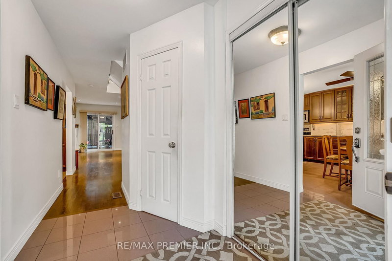 31 James St, Vaughan, L4L 1X6 | Image 3