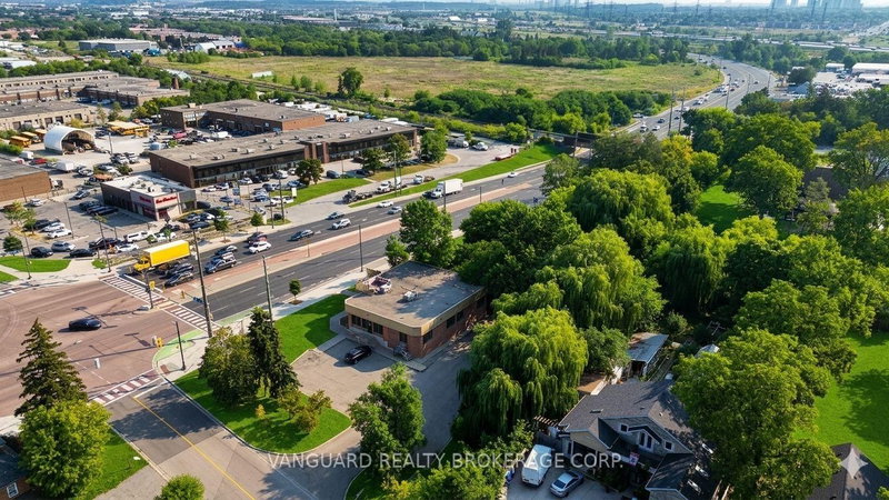 1965 Highway 7, Vaughan, L4K 4S5 | Image 3