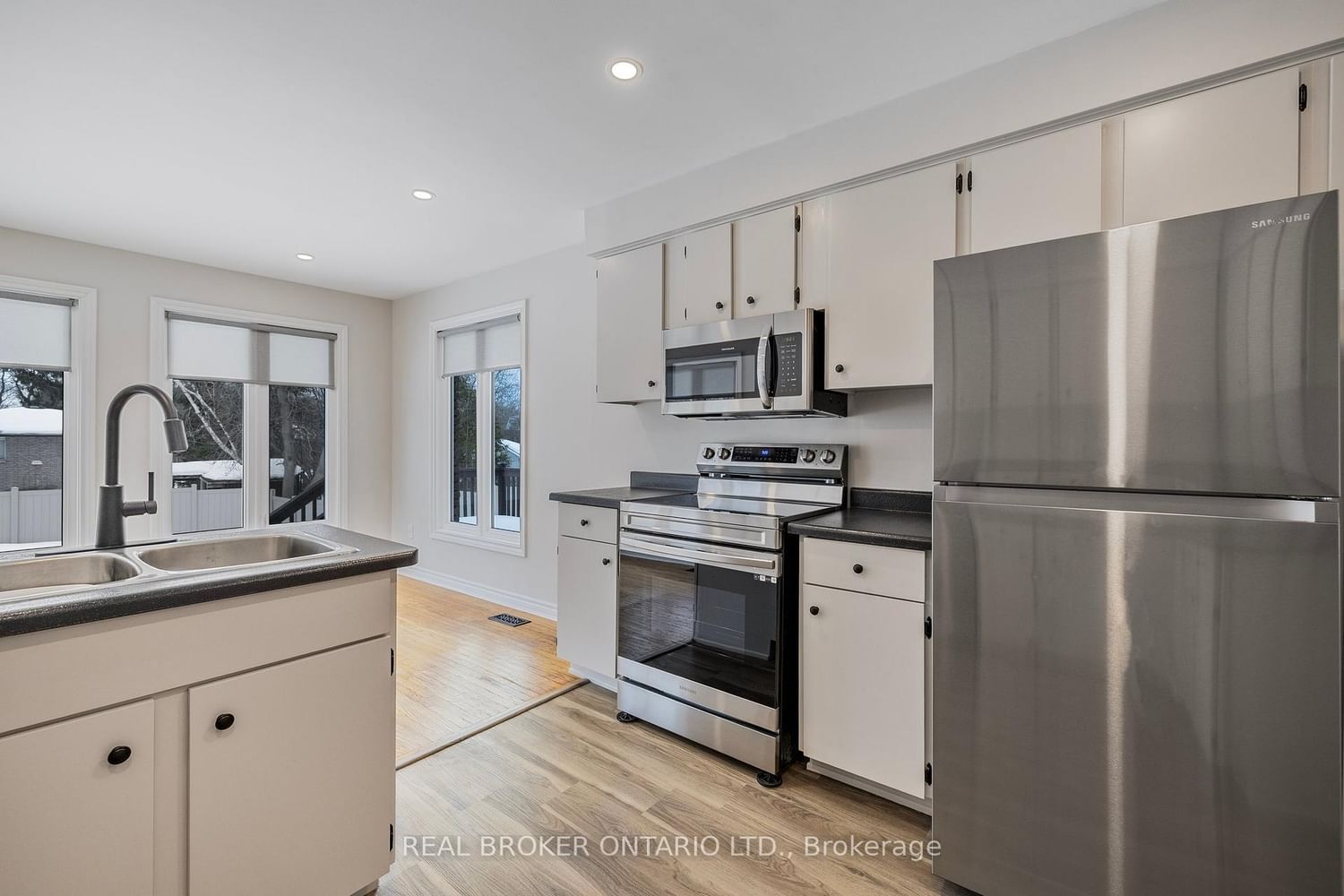 246 East Street - Photo 11