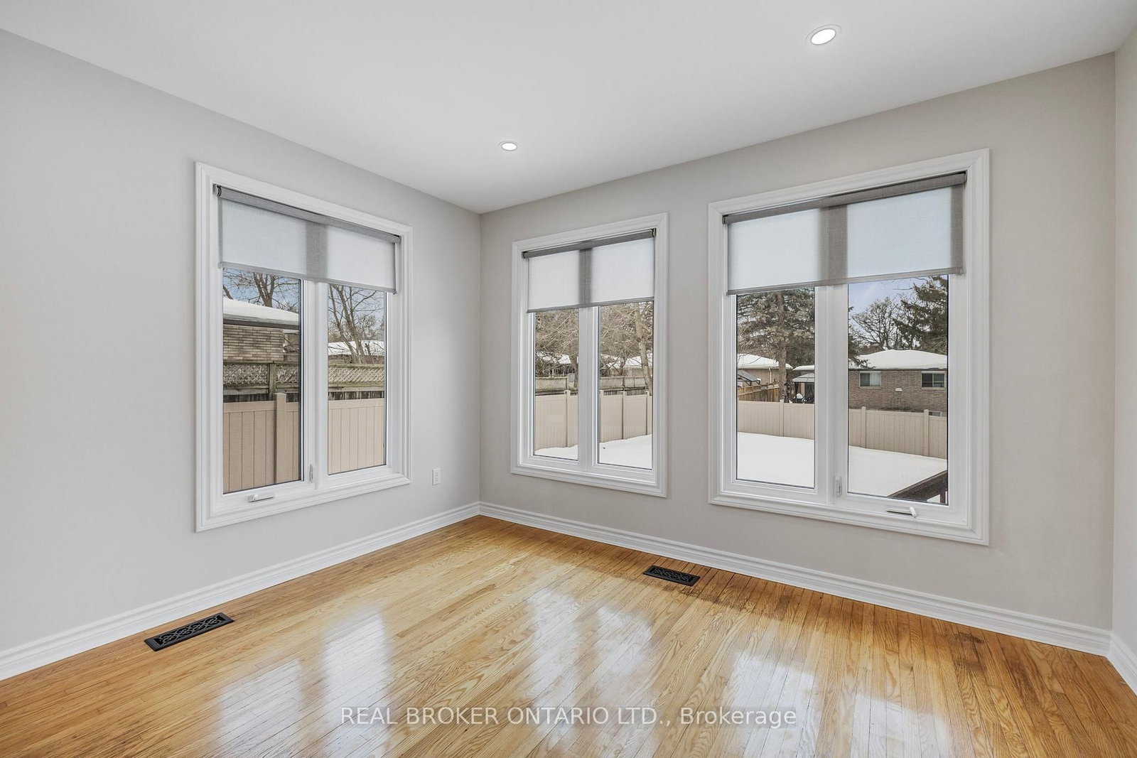 246 East Street - Photo 12