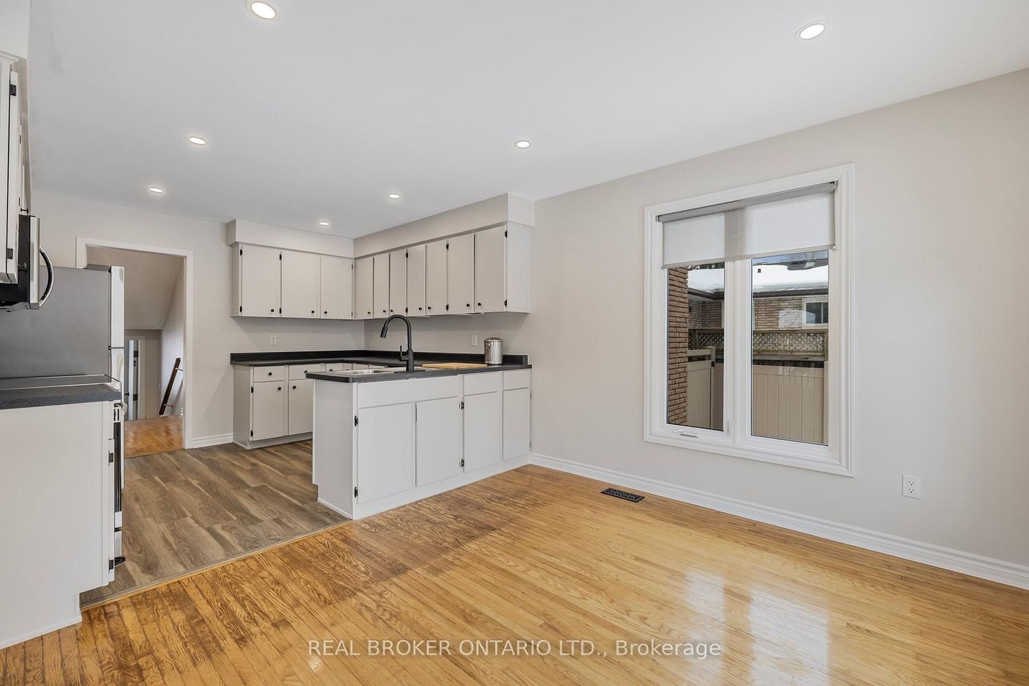 246 East Street - Photo 14