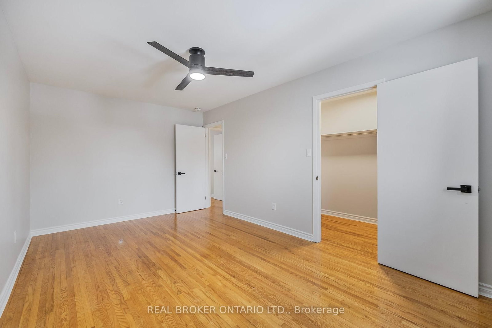 246 East Street - Photo 24