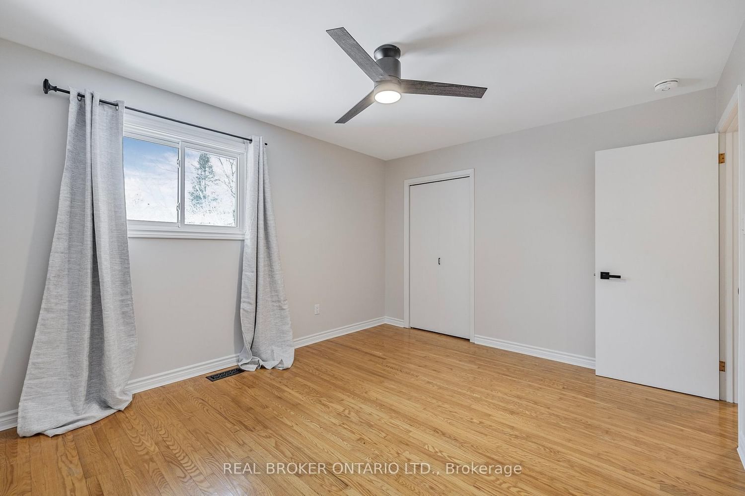 246 East Street - Photo 27