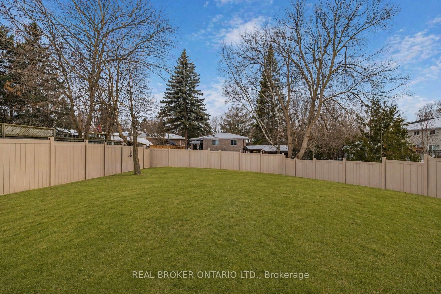 246 East Street - Photo 33