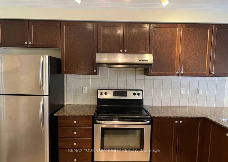 119 Amulet Cres, Richmond Hill, L4S 2V9 | Image 3