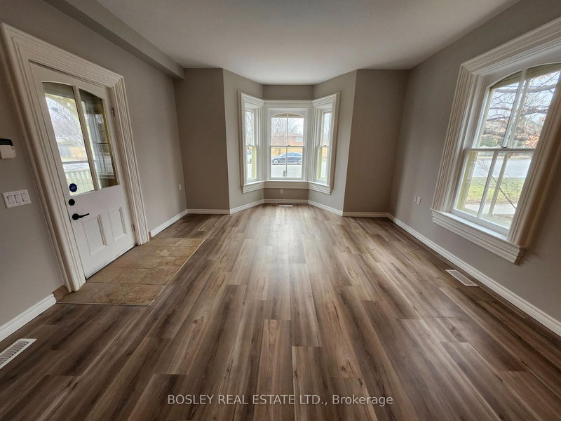 Brick#Main - 5958 16th Ave, Markham, L3P 8N1 | Image 3