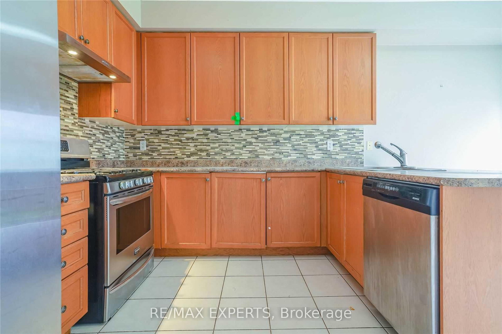 33 Saltspring Drive - Photo 10