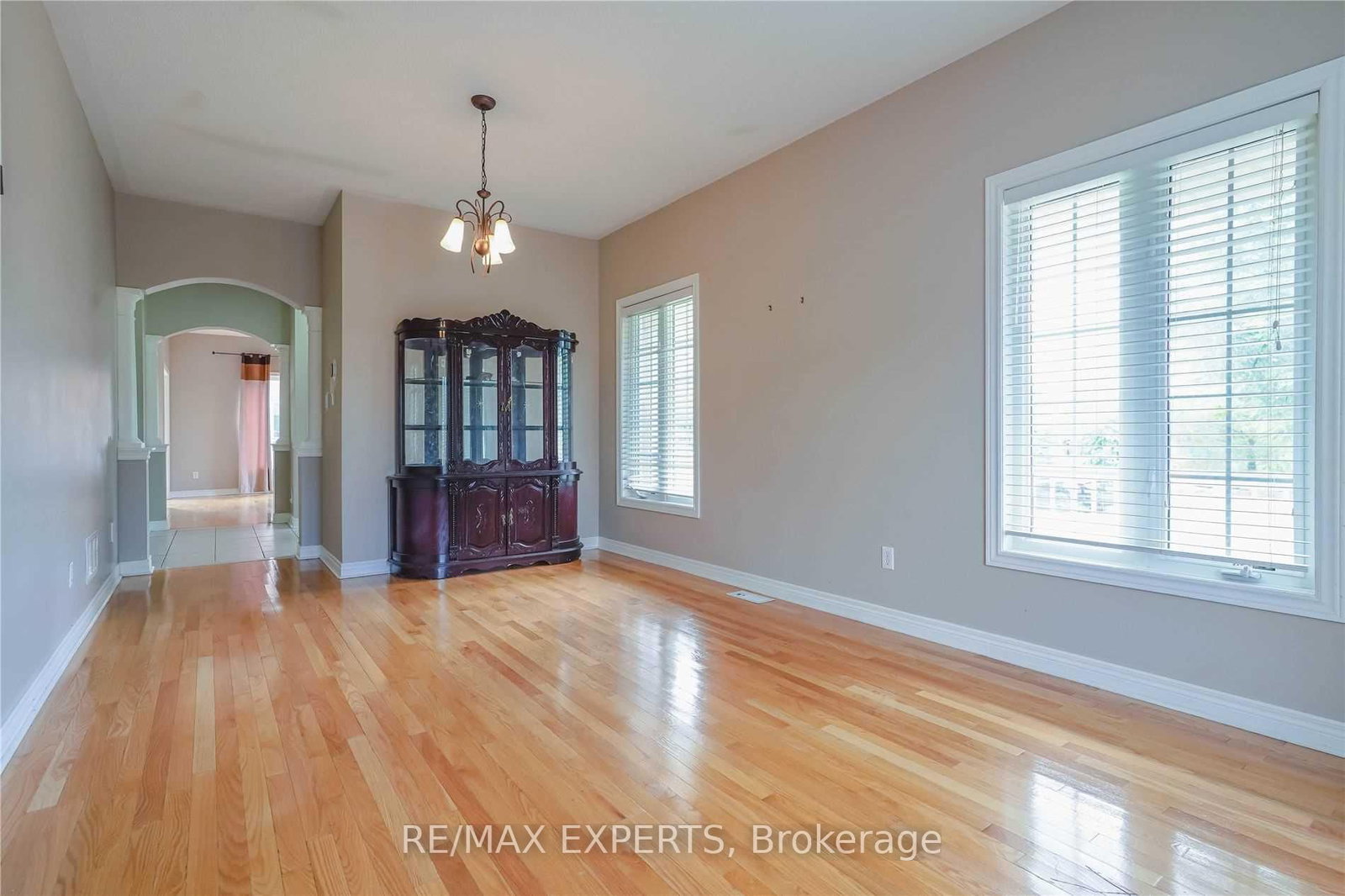 33 Saltspring Drive - Photo 5